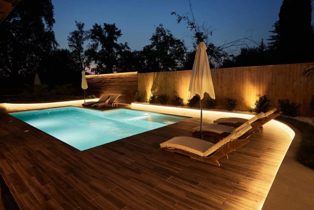 Exterior & Landscape Lighting