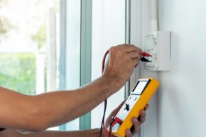 Top 10 Electrical Problems Homeowners Face (and How to Fix Them Safely)