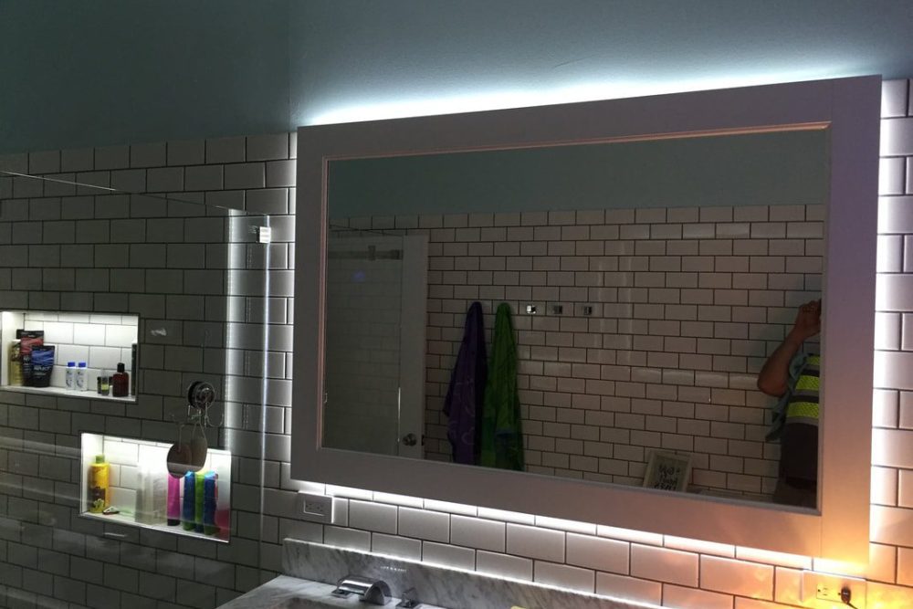 Lighting Background Mirror